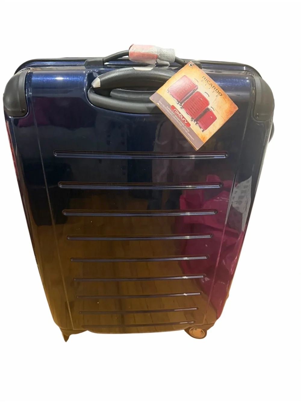 Ricardo Elite🧳Roxbury Superlight Hardshell Spinner 🧳 Brand New with Tags🧳